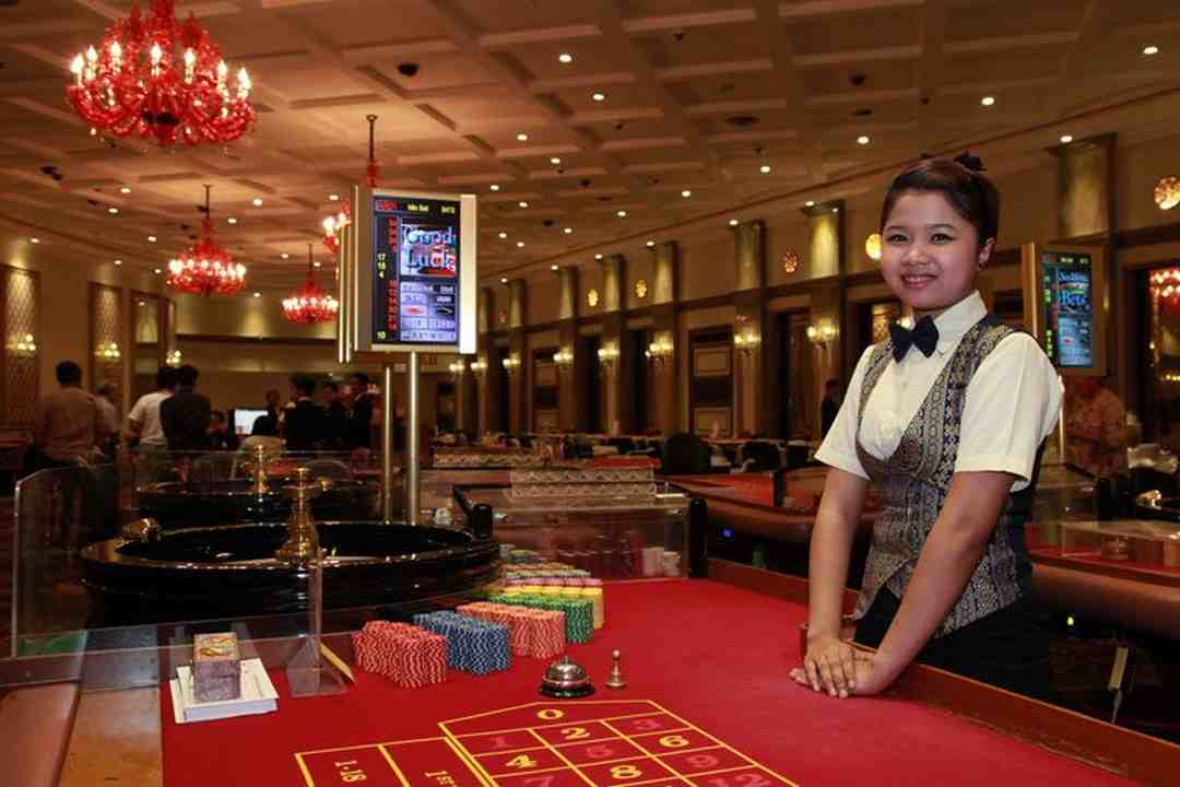 Nhân viên giàu kinh nghiệm của Holiday Palace Resort & Casino